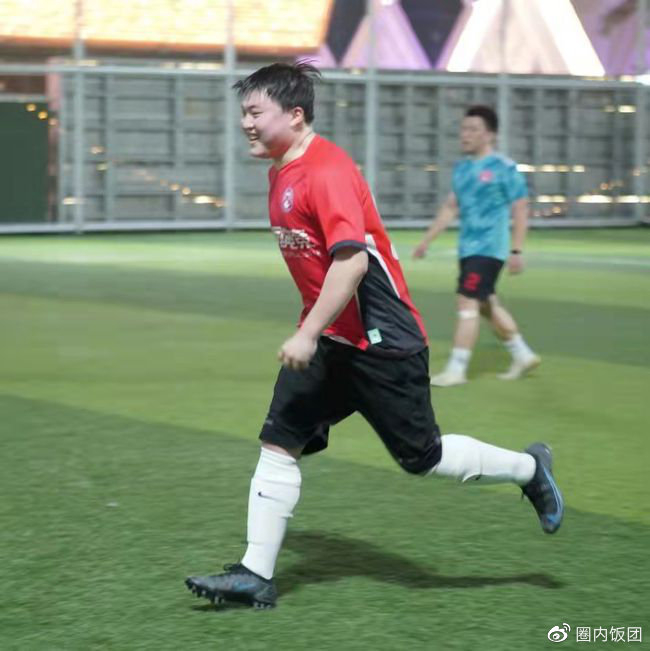 关于刚刚！Uzi关键节点绝杀窗口期曼城远射贴柱——欧联节点到来，布莱顿冲刺阶段扳平良机的信息