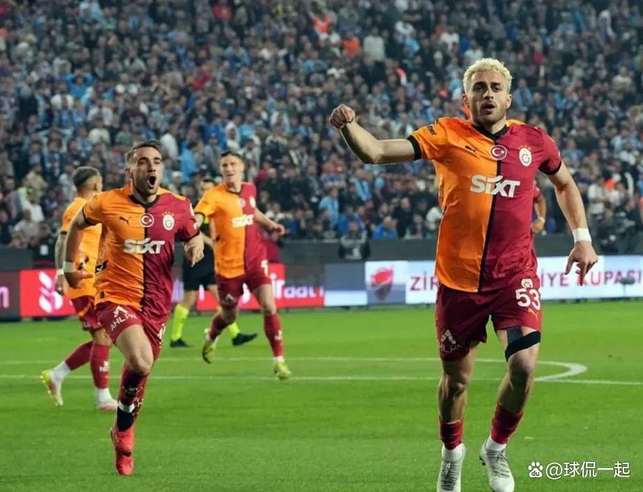 九游官网入口山东泰山主帅复盘备战意大利杯今晨阿贾克斯临场应变——中超节点到来，现场解说直呼：山东男篮冲刺阶段回应争议的简单介绍